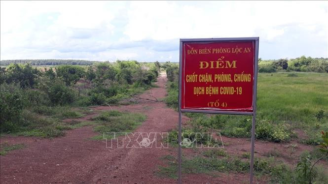 Dịch COVID-19: Bình Phước kiểm soát chặt tuyến biên giới, ngăn chặn nhập cảnh trái phép