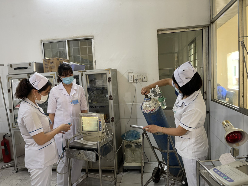 Dịch COVID 19: Ngày 25/4, có 2.501 ca mắc COVID-19, 1 trường hợp tử vong