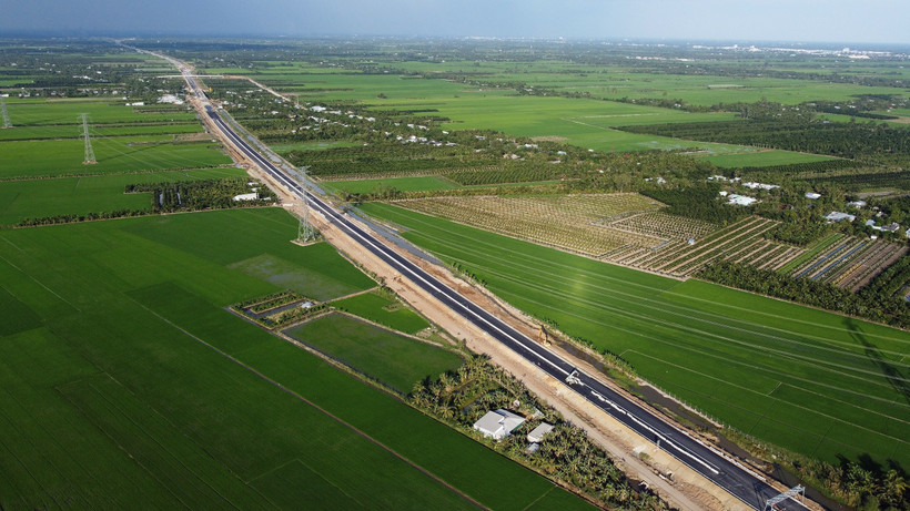 Nghị quyết về nhiệm vụ, giải pháp chủ yếu thực hiện Kế hoạch phát triển kinh tế - xã hội 2024