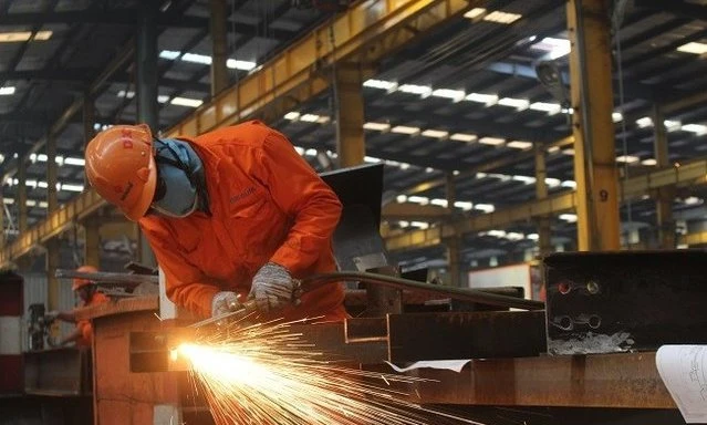 Ban hành danh mục ngành, nghề học nặng nhọc, độc hại, nguy hiểm trình độ trung cấp, cao đẳng