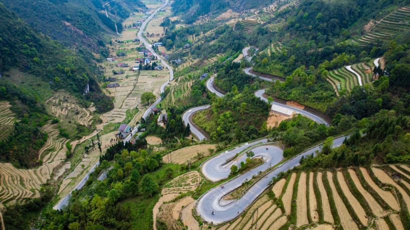 Xem xét thu phí tham quan Công viên Địa chất Cao nguyên đá Đồng Văn