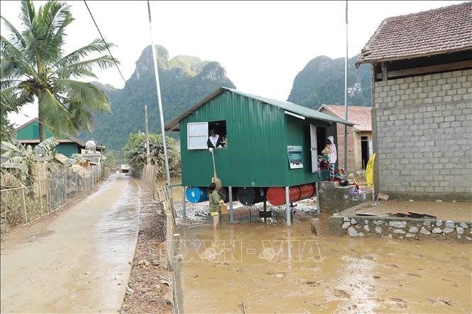 Xây dựng nhà an toàn vùng lũ - Giải pháp hiệu quả ứng phó với thiên tai