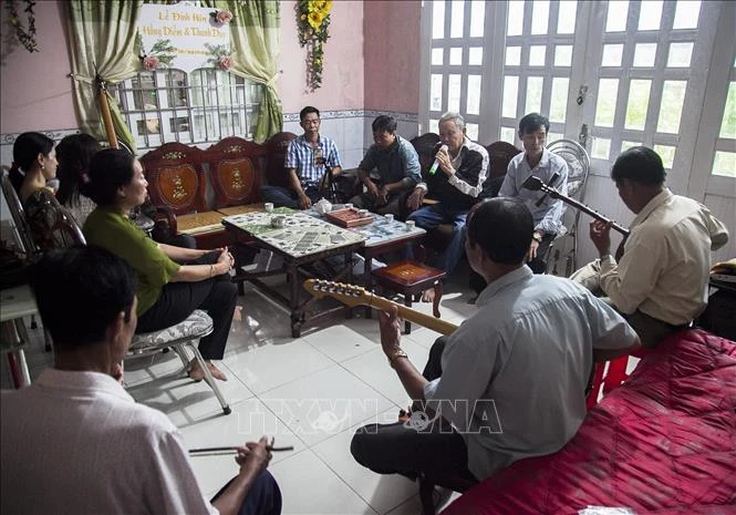 Gìn giữ và phát huy giá trị nghệ thuật Đờn ca tài tử (Bài 2)