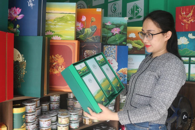 Nghệ An: Đa dạng các sản phẩm OCOP làm quà Tết