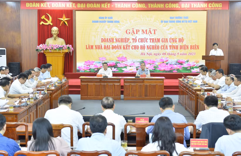 Đồng hành cùng Mặt trận hiện thực hóa mục tiêu 5.000 căn nhà cho hộ nghèo tỉnh Điện Biên