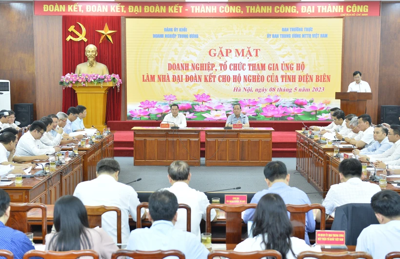 Đồng hành cùng Mặt trận hiện thực hóa mục tiêu 5.000 căn nhà cho hộ nghèo tỉnh Điện Biên