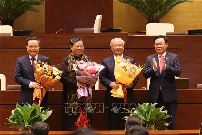 Kỳ họp thứ 11, Quốc hội khóa XIV: Quốc hội miễn nhiệm một số Phó Chủ tịch Quốc hội