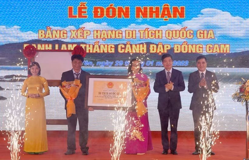 Đón nhận Bằng xếp hạng di tích quốc gia Danh lam thắng cảnh Đập Đồng Cam
