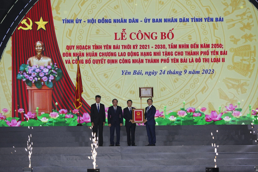 Đưa Yên Bái vào nhóm 5 tỉnh phát triển hàng đầu vùng Trung du và miền núi Bắc Bộ