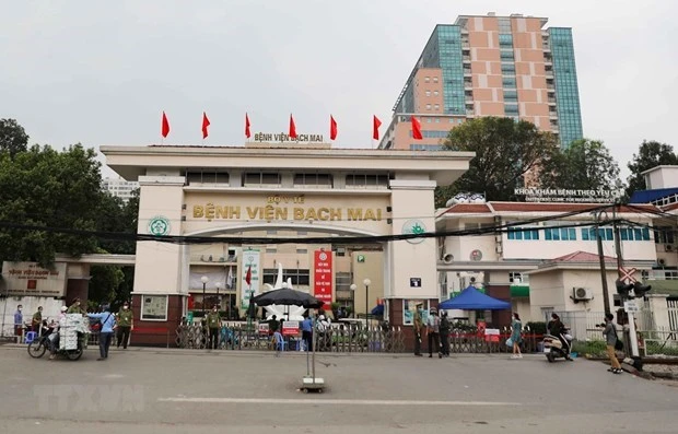 Các bệnh viện triển khai nhiều biện pháp chống nóng cho người bệnh và người nhà người bệnh