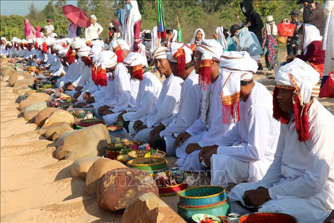 Bảo tồn, phát huy bền vững giá trị di sản văn hóa ở Bình Thuận