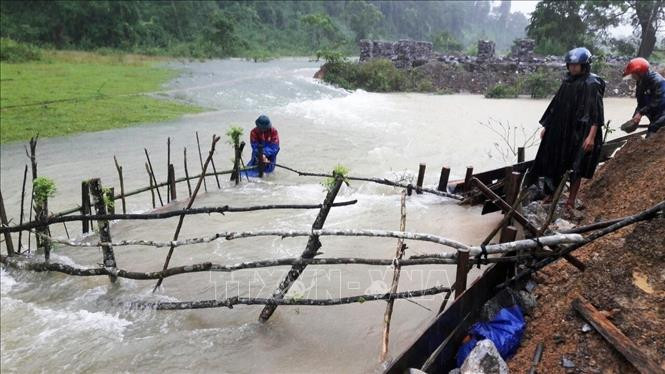 Quảng Bình: Mưa lũ khiến hơn 11.000 ngôi nhà dân bị ngập, nhiều thôn bản bị chia cắt cục bộ