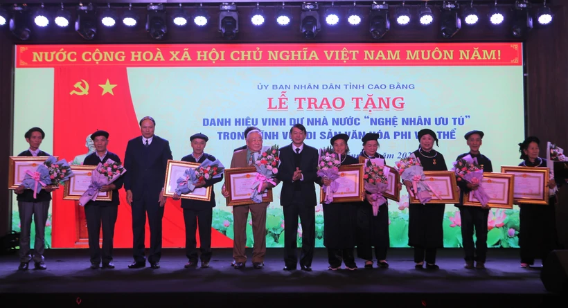 Cao Bằng ghi nhận nỗ lực của các nghệ nhân trong gìn giữ, phát huy di sản văn hóa