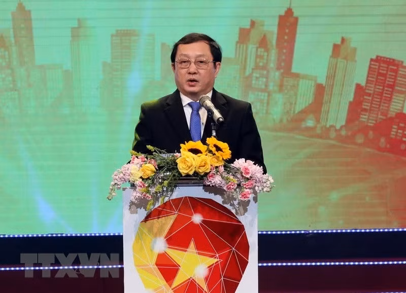 Ông Huỳnh Thành Đạt, Bộ trưởng Bộ Khoa học và Công nghệ, làm Chủ tịch Hội đồng cấp Nhà nước xét tặng Giải thưởng Hồ Chí Minh, Giải thưởng Nhà nước về khoa học và công nghệ đợt 6. Ảnh: Thanh Thủy - TTXVN