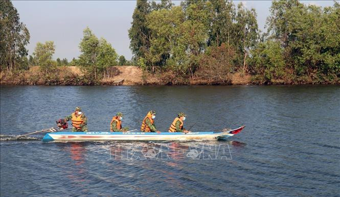 Quân đội tăng cường kiểm soát biên giới, ngăn chặn xuất nhập cảnh trái phép