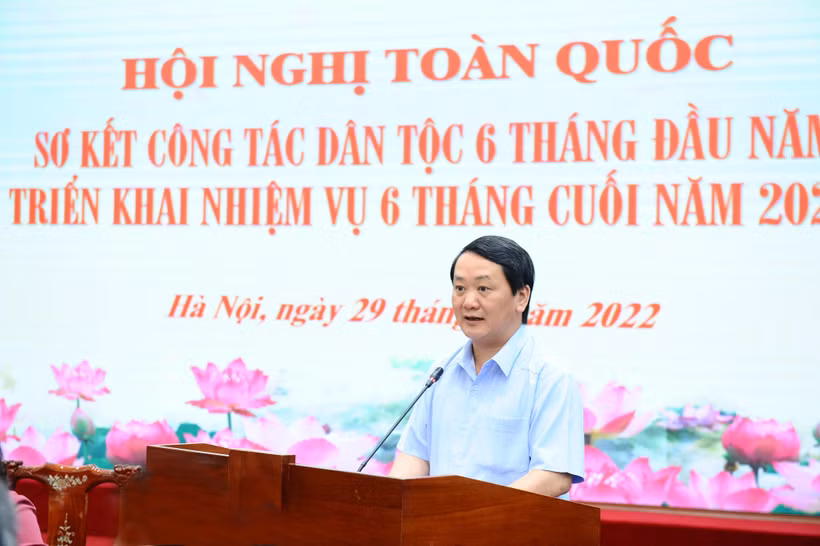Bộ trưởng, Chủ nhiệm Ủy ban Dân tộc Hầu A Lềnh phát biểu khai mạc hội nghị. Ảnh: Minh Đức - TTXVN