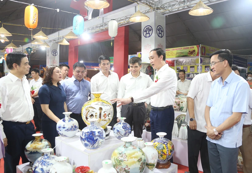 Khai mạc Hội chợ Công Thương vùng Đông Bắc 2023