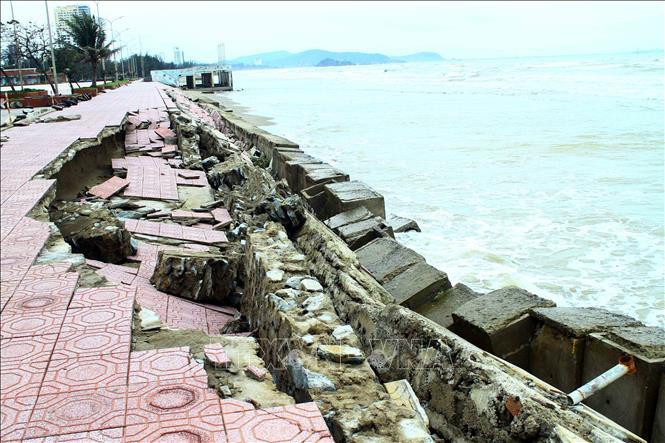 Nguy cơ sạt lở đất, ngập lụt tại các tỉnh từ Thanh Hóa đến Hà Tĩnh
