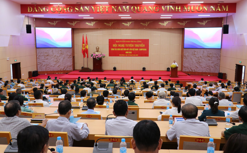 Đẩy mạnh tuyên truyền công tác biên giới trên đất liền giữa hai nước Việt Nam - Campuchia