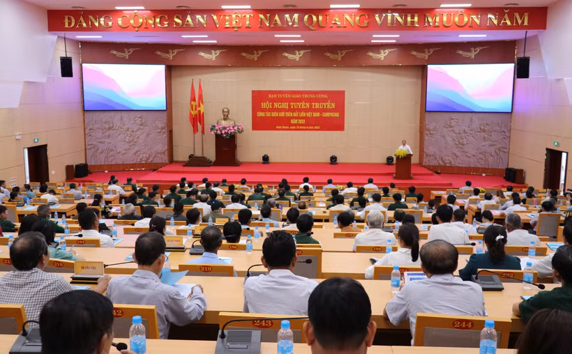 Đẩy mạnh tuyên truyền công tác biên giới trên đất liền giữa hai nước Việt Nam - Campuchia