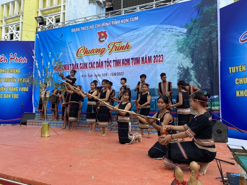 Bảo tồn giá trị bản sắc văn hóa truyền thống trong thế hệ trẻ tỉnh Kon Tum