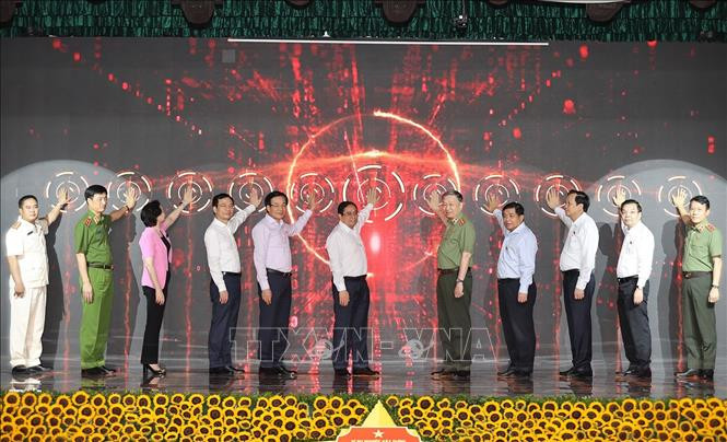 Thủ tướng Phạm Minh Chính: Đưa cơ sở dữ liệu dân cư đi vào cuộc sống, để người dân, doanh nghiệp được thụ hưởng lợi ích
