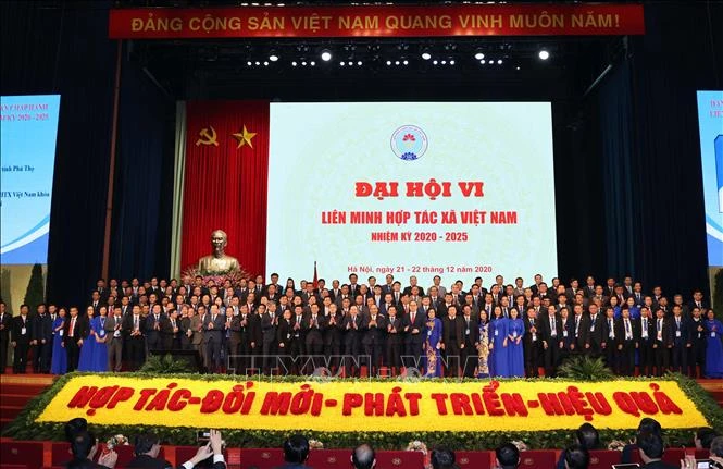 Thủ tướng Nguyễn Xuân Phúc: Phát triển kinh tế tập thể phải xuất phát từ nhu cầu thực sự của nhân dân