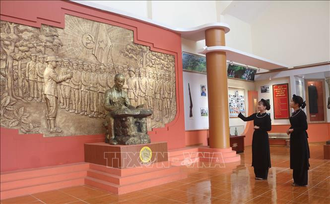 Tình cảm của Đại tướng Võ Nguyên Giáp với người anh em dân tộc Tày ở Cao Bằng