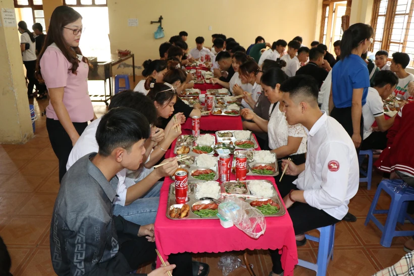 Kỳ thi Tốt nghiệp THPT 2023: Hỗ trợ thí sinh vùng cao Sơn La yên tâm dự thi