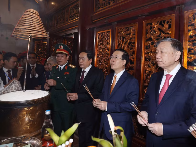 Chủ tịch nước Võ Văn Thưởng dâng hương Giỗ Tổ Hùng Vương năm 2023
