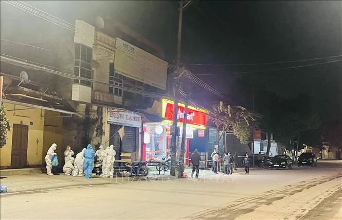 Dịch COVID-19: Ghi nhận 13.048 ca trong nước, hơn một nửa trong cộng đồng