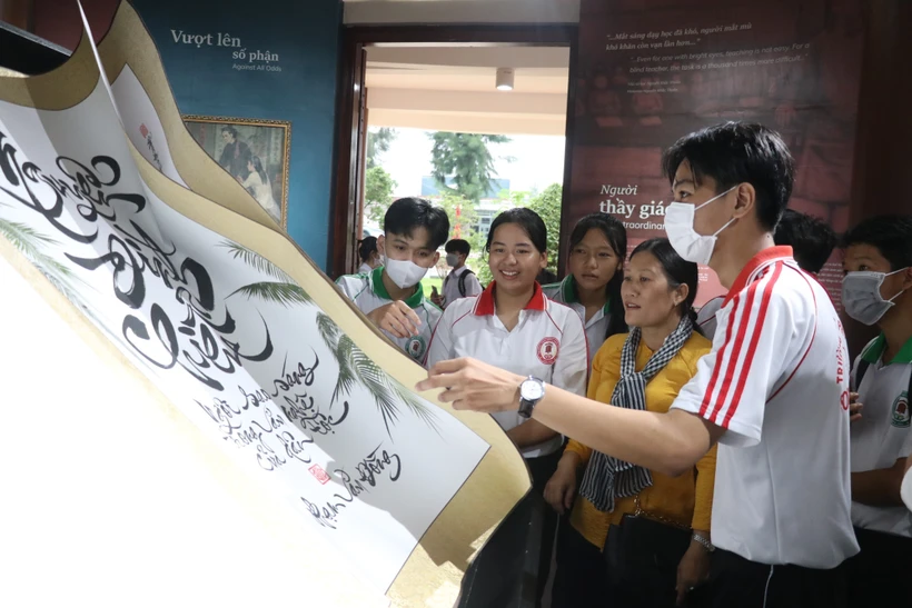 Tái hiện cuộc đời, sự nghiệp danh nhân Nguyễn Đình Chiểu