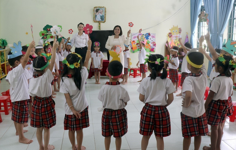 Cô giáo Nguyễn Thị Diệu tâm huyết với sự nghiệp ươm mầm non tương lai