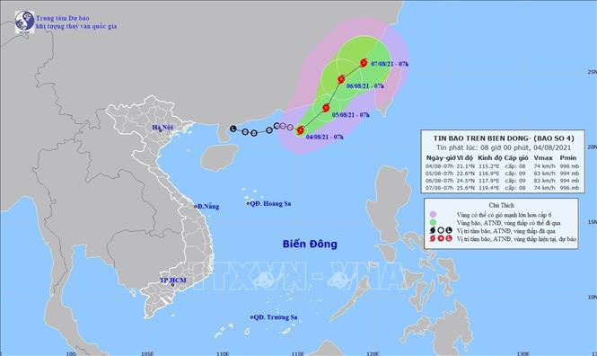 Bão số 4 di chuyển theo hướng Đông Bắc và có khả năng mạnh thêm