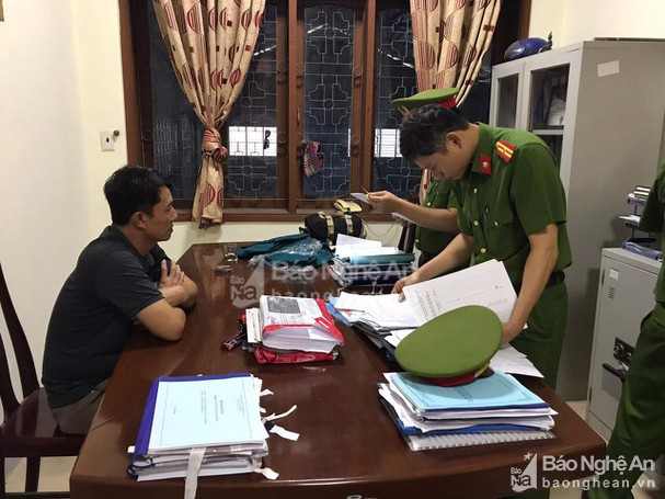 Liên quan đến sai phạm tại Đề án phát triển kinh tế - xã hội dân tộc Ơ Đu: Tạm giữ một Trưởng phòng thuộc Ban Dân tộc tỉnh và một Giám đốc doanh nghiệp
