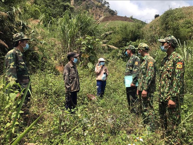 Dịch COVID-19: Kon Tum tăng cường kiểm soát dịch trên tuyến biên giới