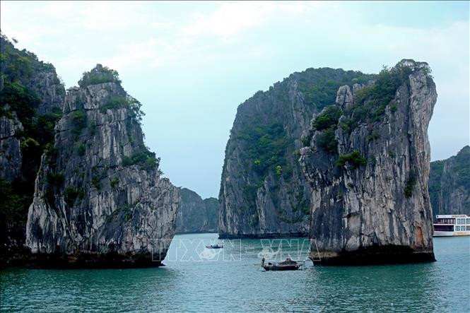  Quảng Ninh tái khởi động du lịch nội tỉnh