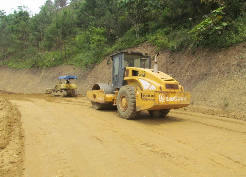 Lai Châu đẩy nhanh tiến độ thi công đường hành lang biên giới