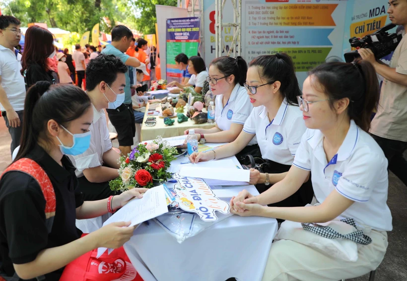 Mở lại hệ thống đăng ký xét tuyển đại học để thí sinh đăng ký, chỉnh sửa thông tin