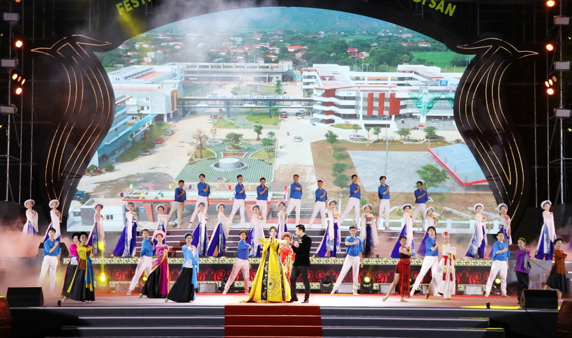 Khai mạc Festival Tràng An kết nối di sản - Ninh Bình năm 2022