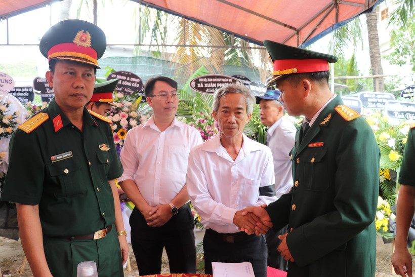 Trung tá Trương Hồng Kỳ tấm gương sáng dũng cảm hy sinh cứu người
