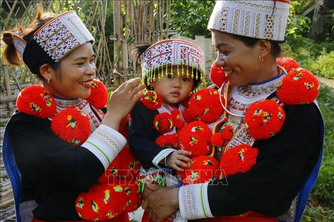 Xây dựng các cơ chế, chính sách ưu đãi đặc thù phát triển văn hóa