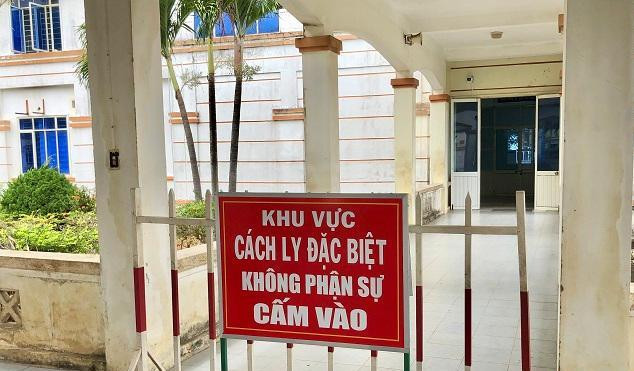 Quảng Ngãi công bố một trường hợp dương tính với SARS-CoV-2, học sinh toàn tỉnh tạm dừng đến trường