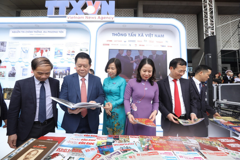 Trưởng ban Tuyên giáo Trung ương Nguyễn Trọng Nghĩa: Xây dựng nền báo chí cách mạng chuyên nghiệp, văn hóa và hiện đại