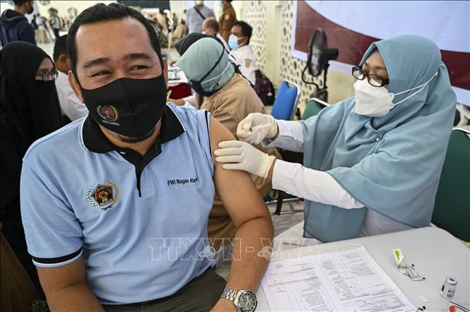 Nghiên cứu mới khẳng định hiệu quả lâu dài của nhiều loại vaccine phòng COVID-19