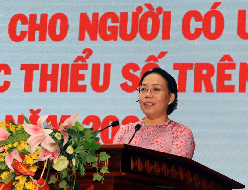 Bà Huỳnh Thị Diễm Ngọc, Phó Chủ tịch UBND tỉnh Sóc Trăng phát biểu. Ảnh: Trung Hiếu - TTXVN
