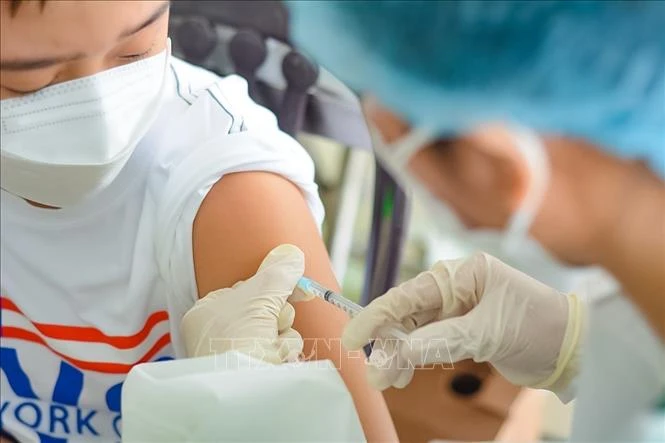 Dịch COVID-19: Các địa phương đề xuất nhu cầu vaccine tiêm mũi 4 trước ngày 25/5