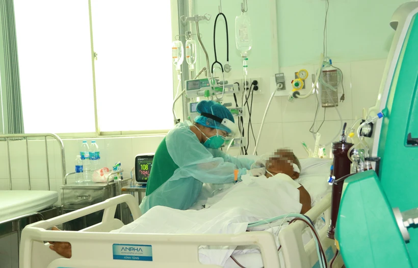 Dịch COVID-19: Ngày 27/4, số mắc COVID-19 tiếp tục tăng lên 2.958 ca