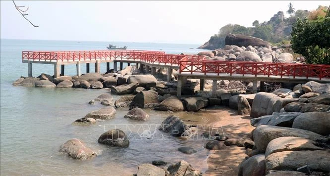 Kiên Hải phát triển lợi thế du lịch biển đảo ​