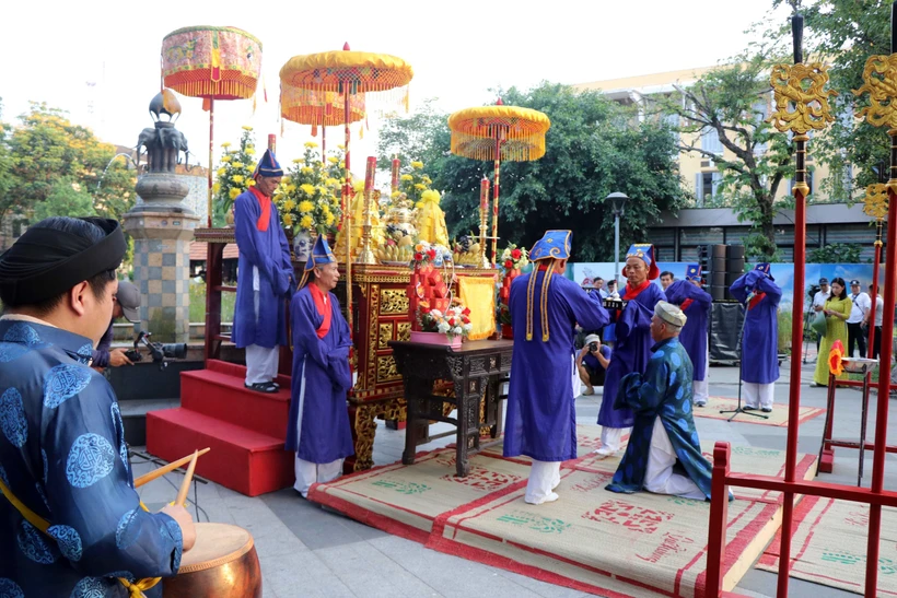 Festival nghề truyền thống Huế 2023: Tri ân Tổ nghề và tôn vinh các nghệ nhân